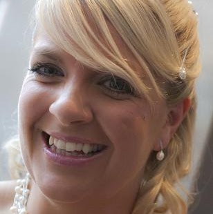 Laura Pearson Photo 41