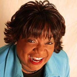 Paula Price Photo 28