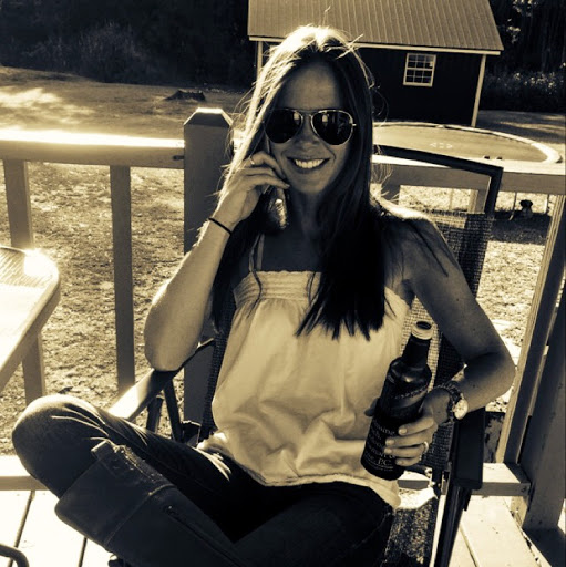 Lindsay Dunn Photo 21