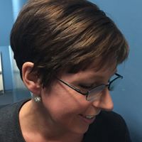 Deborah Tighe Photo 13