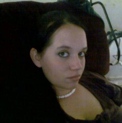Amanda Collins Photo 6