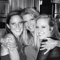 Vicky Smith Photo 33