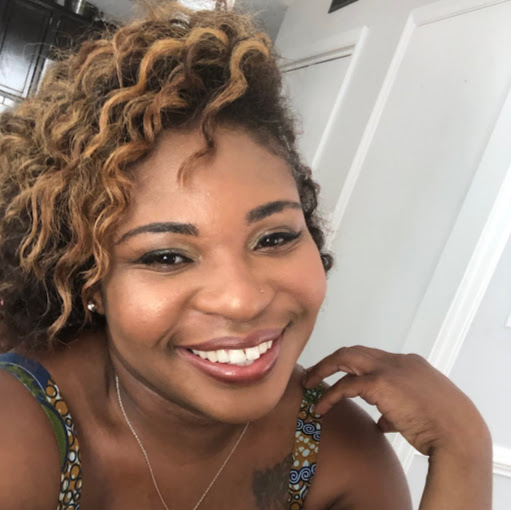 Brittany Smith Photo 22