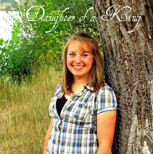 Shannon Mclain Photo 6