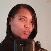 Laura Radcliffe Photo 11