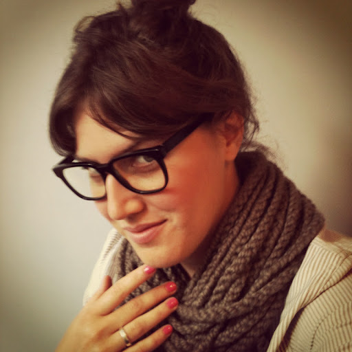 Anna Sharp Photo 14