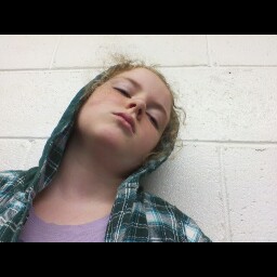 Elizabeth Buck Photo 15