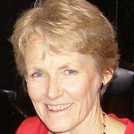 Paula Wilkinson Photo 11