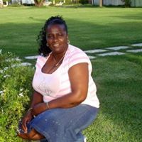 Pauline Thompson Photo 17