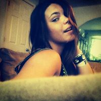 Katelyn Robertson Photo 16