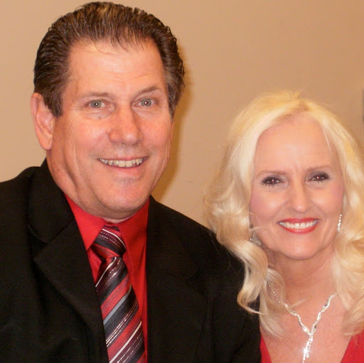 Beverly Maxwell Photo 35