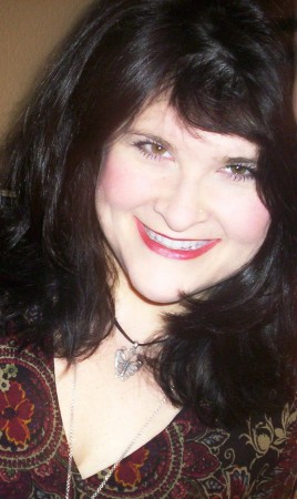 Laura Peterson Photo 10