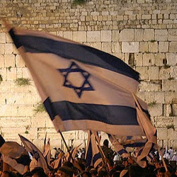 Rebecca Greene Photo 39