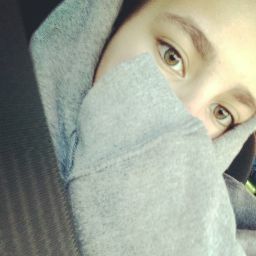 Samantha Gonzalez Photo 17