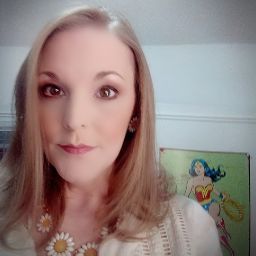 Elizabeth Hand Photo 33