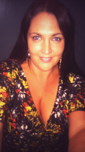 Christine Gore Photo 9