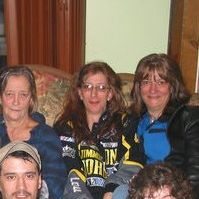 Tracy Garland Photo 25