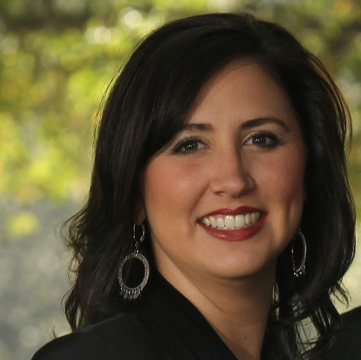 Julie Smothers Photo 9