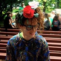 Clara Olson Photo 12