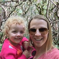 Caroline Hamilton Photo 39