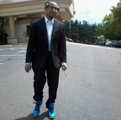 Travis Singleton Photo 28