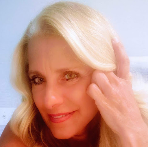 Kathy Kane Photo 17