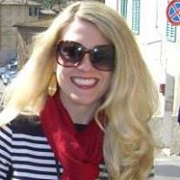 Julie Robertson Photo 20