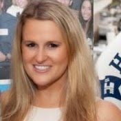 Kristen Hall Photo 14