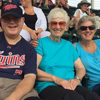 Laura Brock Photo 31