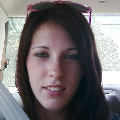 Hannah Houser Photo 17
