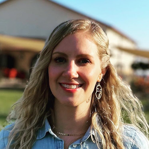 Alyssa Bell Photo 27