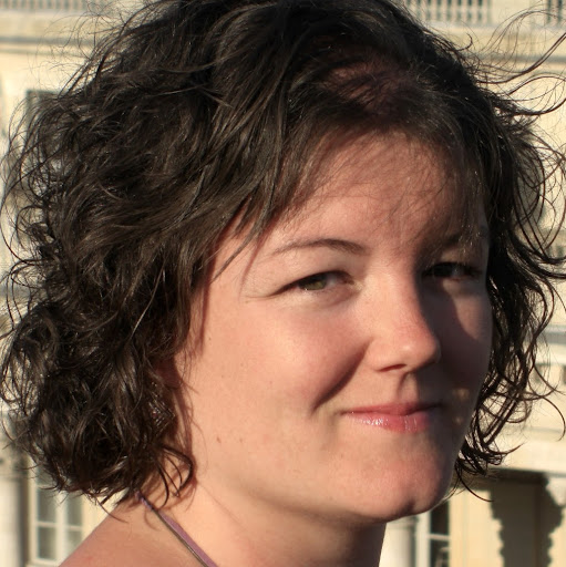 Laura White Photo 18