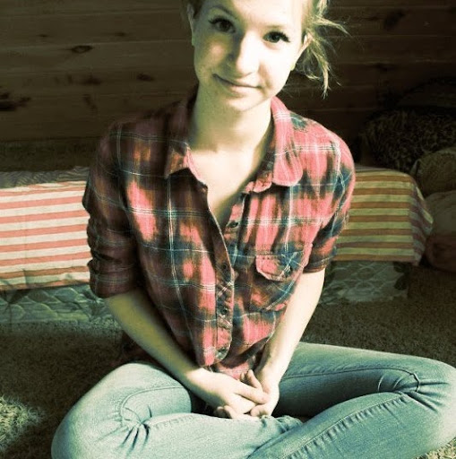 Gloria Gray Photo 23