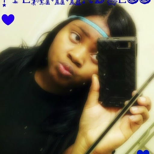 Ebony Harris Photo 12