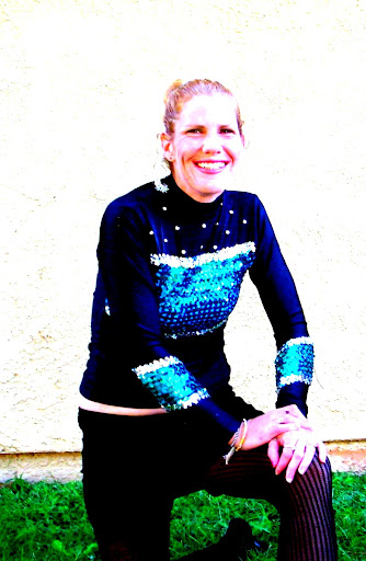 Julie Grimm Photo 11