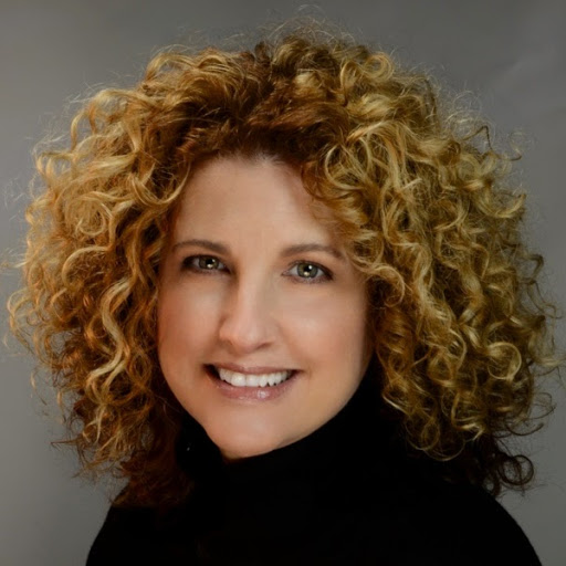 Julie Mcdonald Photo 19