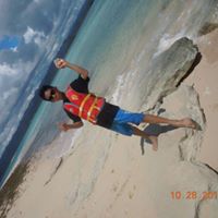 Carl James Photo 11