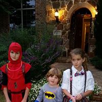 Stephanie Morrow Photo 30