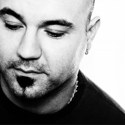 Martin Bowers Photo 37