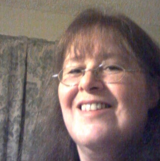 Laura Tanner Photo 10