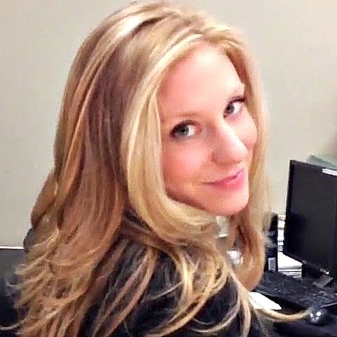 Kimberly Mills Photo 33