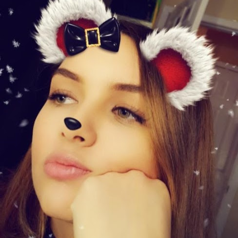 Julia Prentice Photo 10