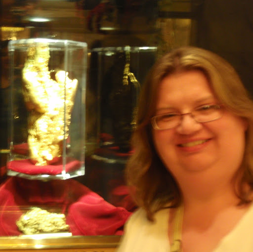 Debbie Lambert Photo 21