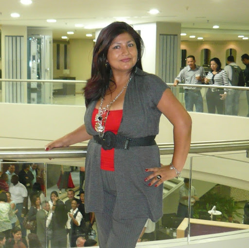 Ysabel Ramirez Photo 8