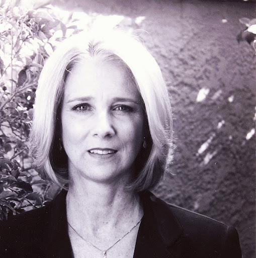 Kristin Decker Photo 22