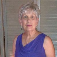 Loretta Harding Photo 11