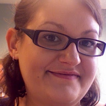 Laura Dunbar Photo 18