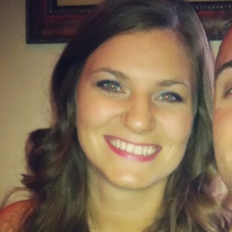 Sarah Garland Photo 13