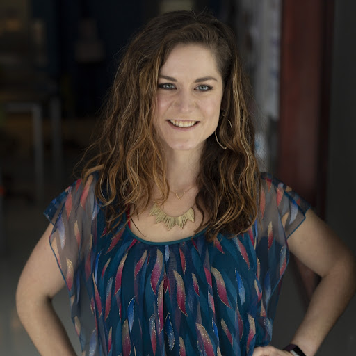 Kristen Moore Photo 21