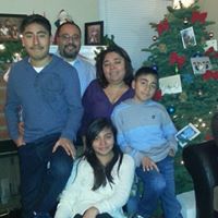 Brenda Flores Photo 36
